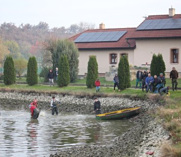 Výlov rybníka Návesák Vinary - 26.10.2024