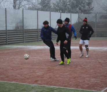 Silvestrovský fotbálek ve Vinarech - 31.12.2024