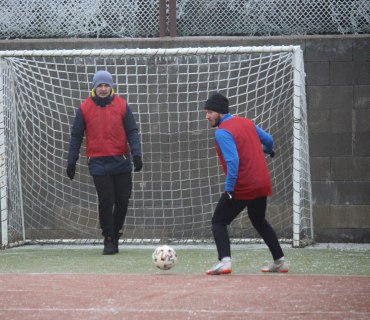 Silvestrovský fotbálek ve Vinarech - 31.12.2024